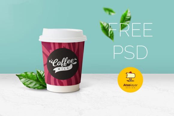 Free Beautiful Coffee Cup Mockup PSD
